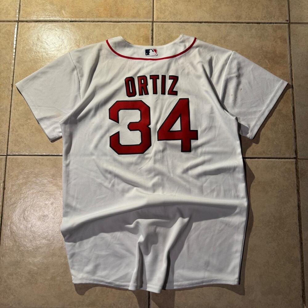 Vintage y2k nike boston red sox jersey Size XL in Mens